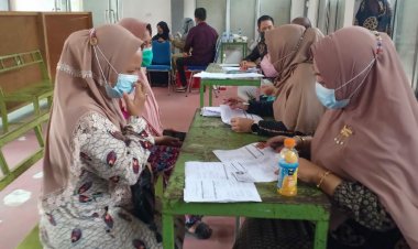 590 Santri dan Guru Ponpes Nurul Iman Ikuti Vaksinasi Covid-19