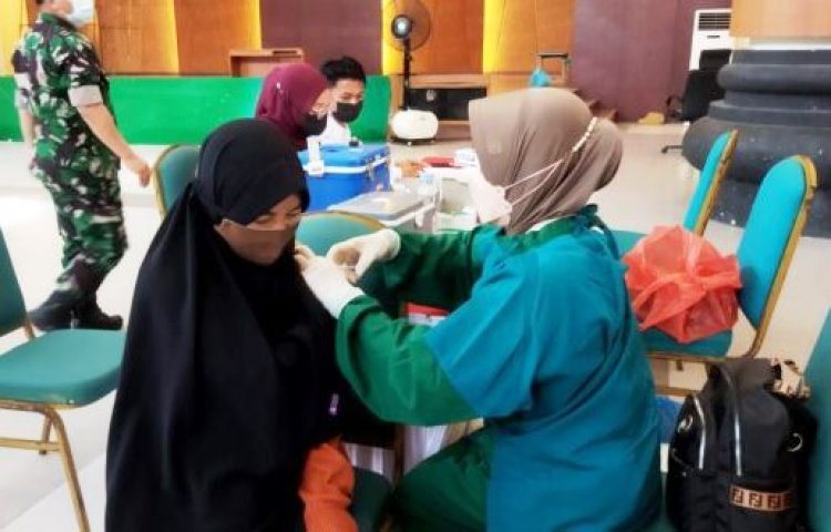 UIN Suska Riau Gelar Vaksinasi Covid-19 untuk Mahasiswa dan Dosen