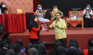 Jalin Kerjasama, Rektor Unilak Sambangi SMK Pertanian Terpadu