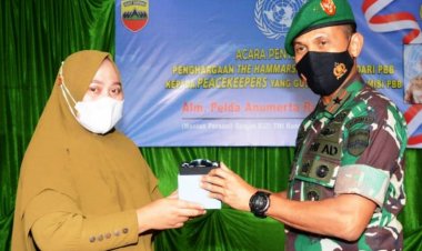 Diserahkan Danrem 031/WB, Pelda Anumerta Rama Wahyudi Terima Penghargaan PBB