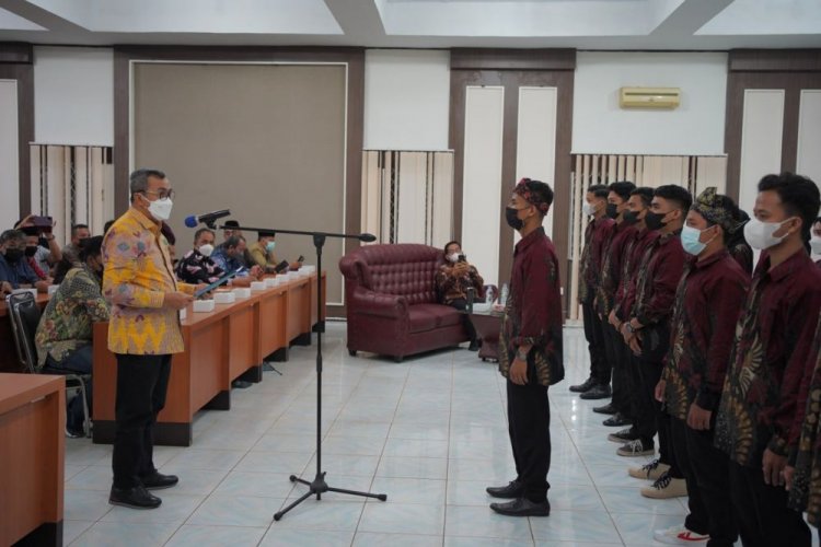 Gubri Lantik BPH Ikatan Pelajar Mahasiswa Riau Jambi Periode 2021-2023