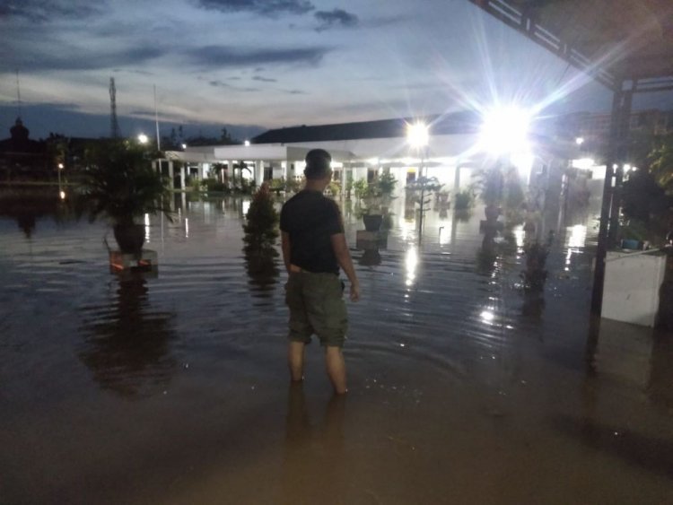 Sebagian Tembilahan Dilanda Banjir Air Pasang