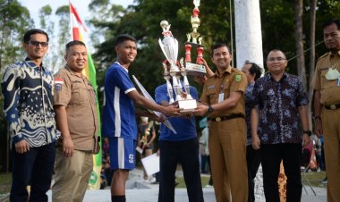 SMA Olahraga Pekanbaru Juara 1, Kadispora Riau Tutup Turnamen Unilak Cup 2022