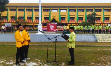 Rektor Unilak Lantik Ketua dan Wakil Ketua BEM Periode 2022-2023