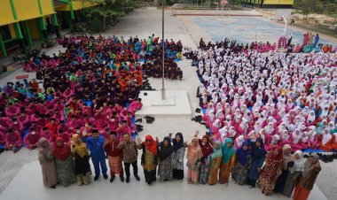 Motivasi Siswa SMA Negeri 5 Tapung, Rektor Unilak Bantu Peningkatan SDM Riau