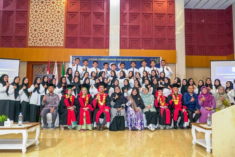 Fakultas Kedokteran Universitas Abdurrab Gelar Yudisium Dan Sumpah 49 ...