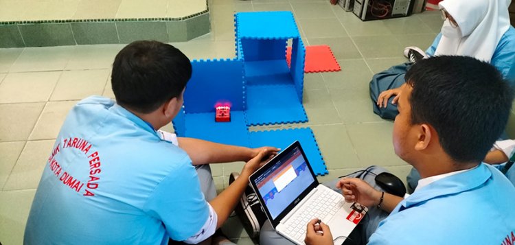 Tim PSTRK PCR Berikan Pelatihan IoT dan Computational Thinking di SMK Taruna Persada Dumai