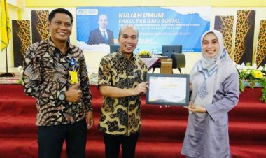 Hadirkan Wakil Rektor III UIR, FIS UNIKS Gelar Kuliah Umum