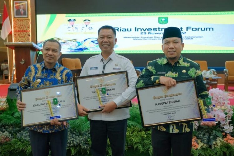 Pemkab Siak Raih Investment Award 2022 Riau