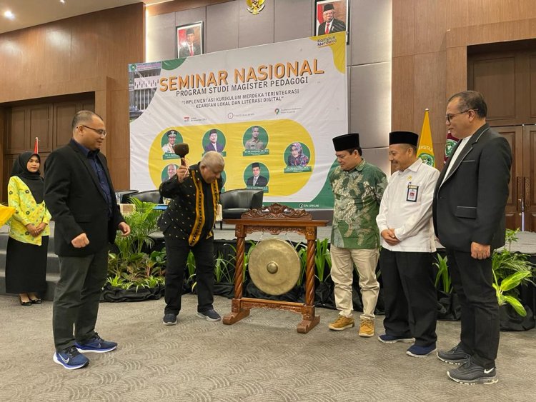 Program Magister Pedagogi Unilak Gelar Seminar Nasional Kurikulum Merdeka Bagi Guru