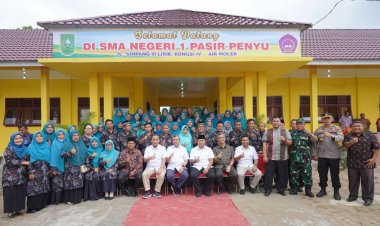 Berharap Siswa Lebih Berkualitas, Gubri Syamsuar Resmikan Gedung Baru SMAN 1 Pasir Penyu