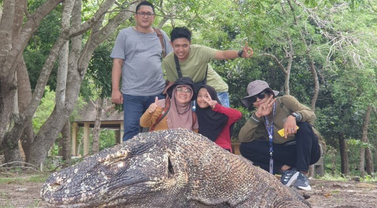 Menteri LHK Siti Nurbaya Undang BEM Unilak ke Taman Nasional Komodo