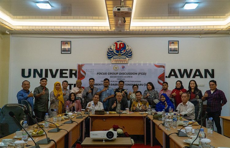 Bahas Rencana Pembentukan Kabupaten Gunung Salihan, Badan Keahlian DPR dan Universitas Pahlawan Gelar FGD