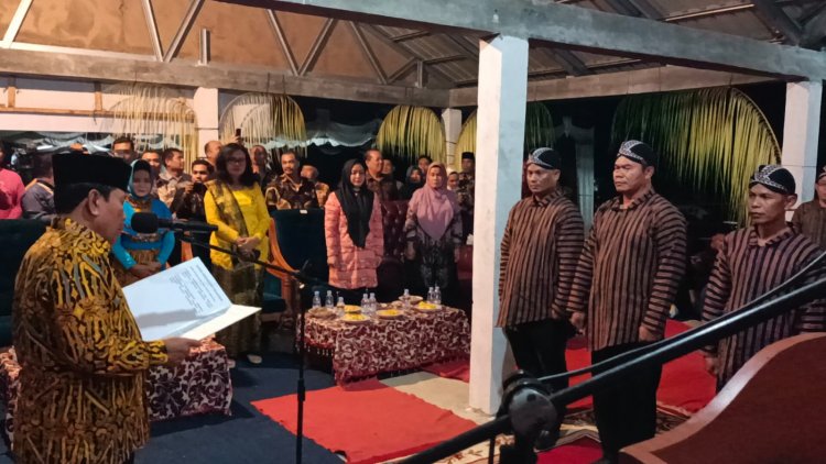 Bupati Rohul Lantik Pengurus IKJR Rohul Masa Bhakti 2022-2027, Beri Pesan Diman Bumi Dipijak di Situ Langit Dijunjung