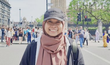 Iik Idayanti Peneliti FIB Unilak Ungkap Jejak Kolonial di Koleksi Khusus Istana Siak di London
