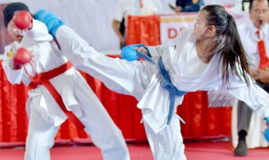 Dua Mahasiswa FKIP UNRI Raih Empat Medali di Gadjah Mada Open Karate Championship 2023, Simak Tipsnya