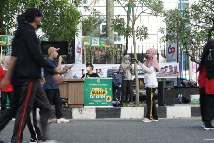 Sapa Calon Mahasiswa Baru, Universitas Islam Riau Hadir di Car Free Day Pekanbaru