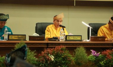 Pimpin  Rapat Paripurna Istimewa HUT ke-58 Inhil, Ferryandi Akui Bangun Negeri Butuh Anggaran Besar