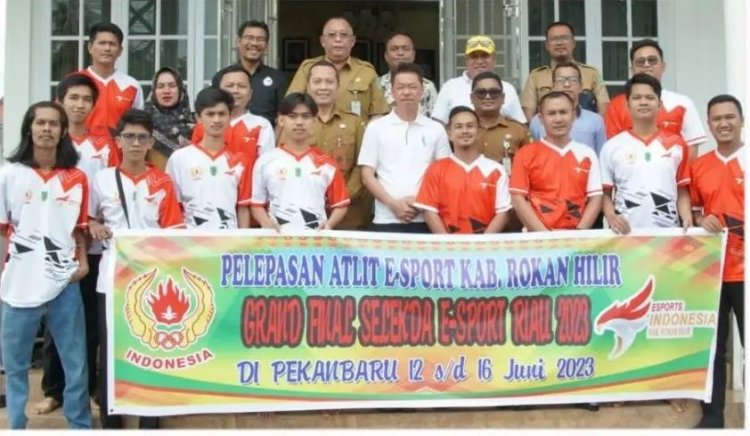 Bupati Rohil Lepas Keberangkatan ESI Tanding Mobile Legend untuk PON 2024