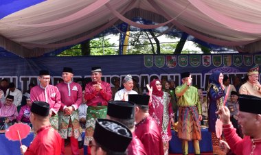 Wakil Ketua DPRD Bengkalis Sofyan Menghadiri Pawai Taaruf MTQ Tingkat Riau