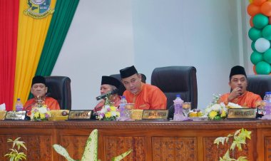 Ajak Masyarakat Bangun Kampar, Ketua DPRD Kampar Pimpin Rapat Paripurna Istimewa HUT Kampar Ke-74