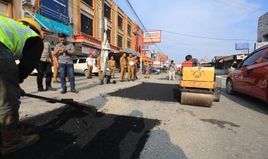 Meningkatkan Pelayanan Publik, Pemko Pekanbaru Gesa Perbaikan Jalan Rusak