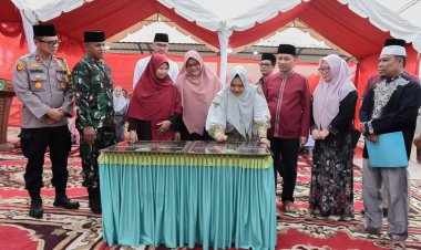 Bupati Bengkalis Resmikan Kelas Jauh SMPN 7 dan SDN 20 Talang Muandau