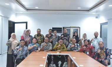 Kadis Kominfo Bengkalis Saksikan Penandatanganan Pakta Integritas dan Perjanjian Kinerja 2025