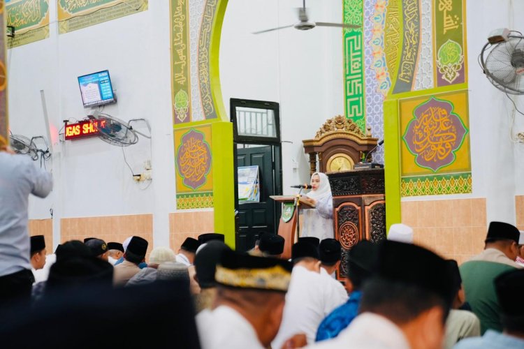 Bupati Bengkalis Ajak Warga Saling Peduli dan Menguatkan di Momen Idul Adha 1446 H