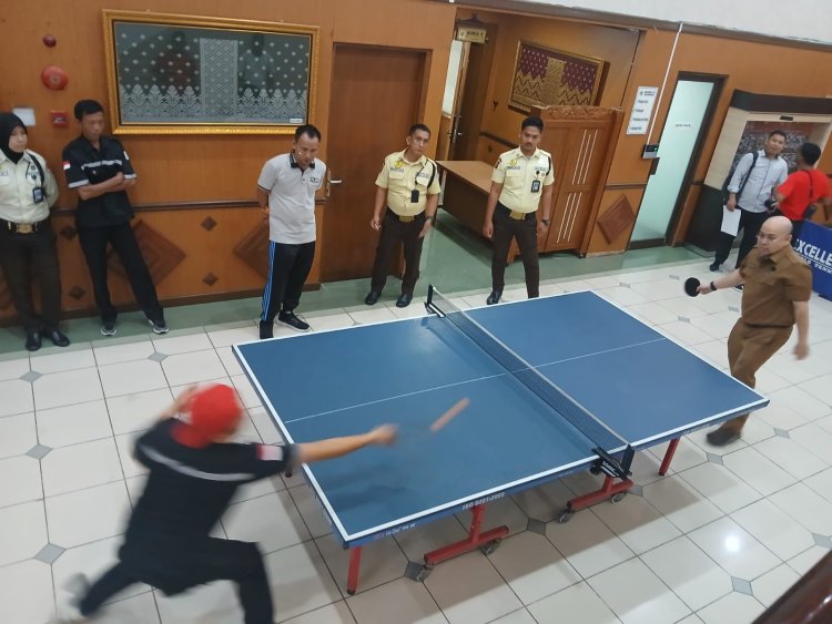 Setwan Riau Meriahkan HUT RI ke-80 Lewat Tenis Meja