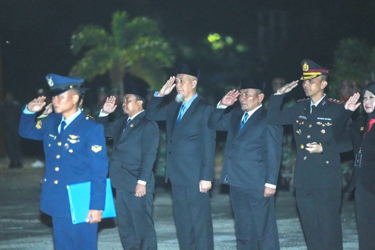 Wali Kota dan Wawako Dumai Ikuti Renungan Suci HUT ke-80 RI di TMP Damai Sentosa