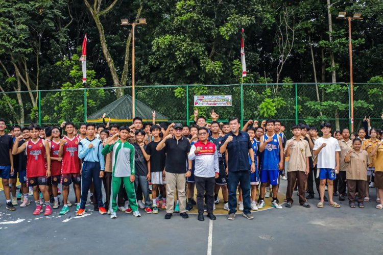Jaring Atlet Berprestasi, Plt Asisten III Setdako Dumai Buka Kejurkot Basketball 2025