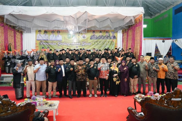 Hadiri Pelantikan Pengurus KKNP Dumai, Wawako Sugiyarto Resmikan Gedung Serbaguna