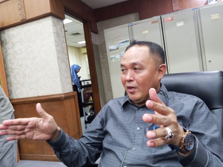 Anggota DPRD Riau Ramai-ramai Desak Pemprov Riau segera Bahas APBD-P  