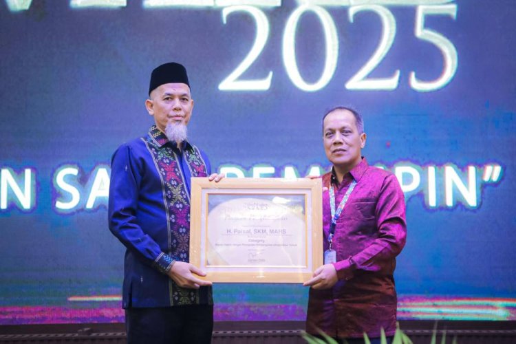 Prioritaskan Pembangunan Infrastruktur Merata dan Berkelanjutan, Wali Kota Dumai Raih Tribun Pekanbaru Award 2025