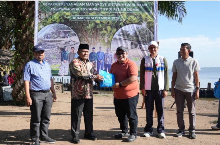 Wawako Sugiyarto Apresiasi Penanaman Ribuan Bibit Mangrove di Kelurahan Mundam, Cegah Abrasi dan Jaga Ekosistem Pesisir Dumai