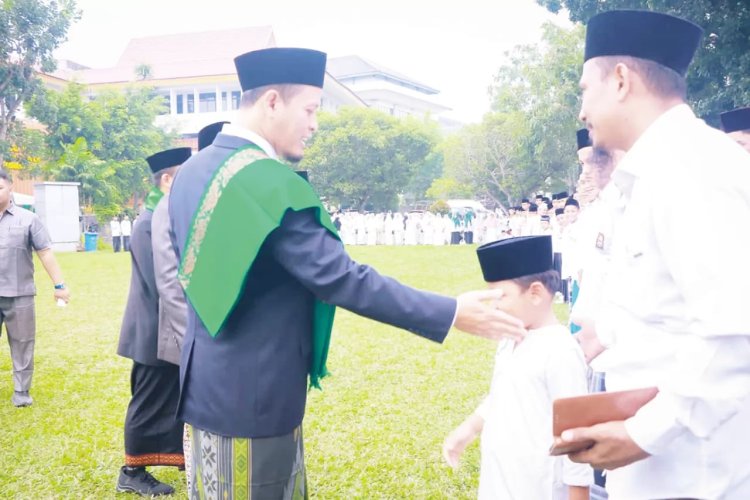 Wako Agung Nugroho Luncurkan Beasiswa Bagi Santri Berprestasi dan Kurang Mampu, Ada 54 Pondok Pesantren di Pekanbaru