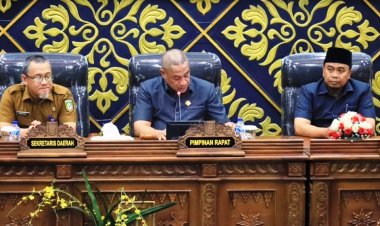 Wakil Ketua DPRD Dumai Johannes MP Tetelepta Pimpin Rapat Kerja Bahas Dua Ranperda Inisitif