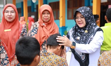 Baznas Siak Bantu Seragam Gratis, Bupati Siak Sebut Bukan Program Asal Jadi