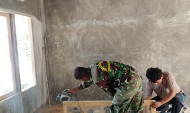 Satgas TMMD ke-127 Kodim 0301/Pekanbaru Tak Canggung Bertukang, Gesa Pembangunan RTLH di Kelurahan Sialang Sakti 