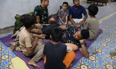 Satgas TMMD ke-127 Kodim 0301/Pekanbaru Berbagi Keceriaan dengan Anak-anak Warga Tuah Negeri