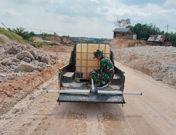 Satgas TMMD  Kodim 0301/Pekanbaru Tak Kenal Lelah Siapkan Pembangunan Jalan Bandes di Kelurahan Tuah Negeri