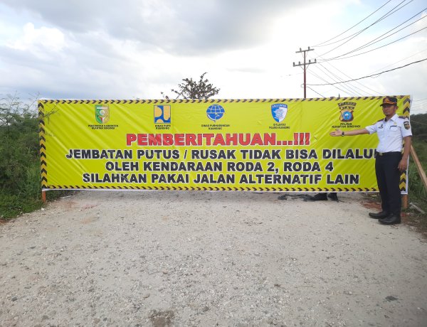 Bahayakan Keselamatan Masyarakat, Jembatan Sungai Lintang Sentajo Raya Ditutup Total 