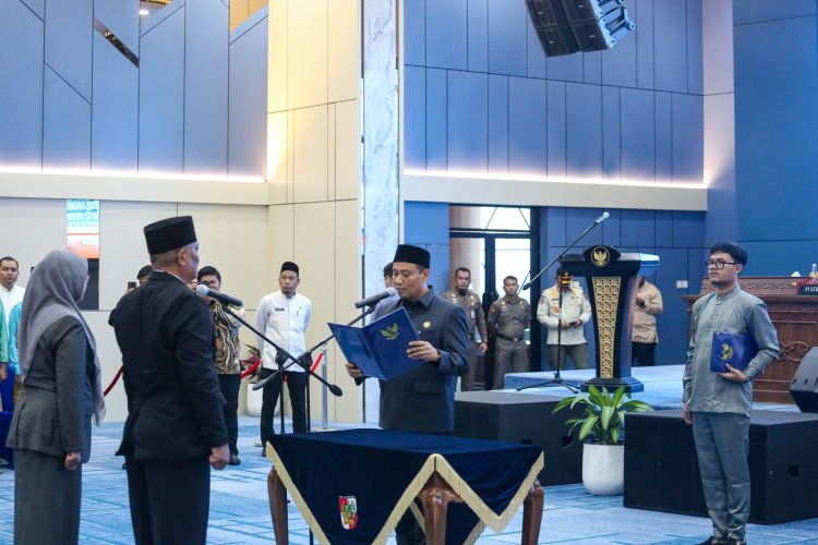 Lantik 43 Pejabat Struktural dan Fungsional, Wawako Pekanbaru Ingatkan Sumpah Janji Jabatan
