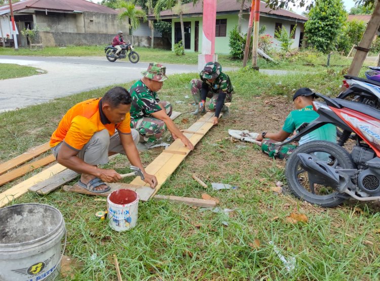 Gotong Royong Satgas TMMD ke-127 Kodim 0301/Pekanbaru Bersama Warga Bangun Rumah Layak Huni di Kelurahan Tuah Negeri