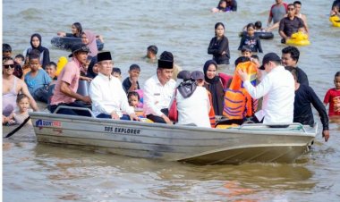 Dari Tradisi Balimau Kasai, Bupati Kampar Ajak  Lestarikan Warisan Leluhur