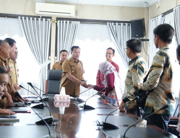 Sambut Exit Meeting BPK, Bupati Suhardiman Amby Komitmen Perbaiki Tata Kelola Keuangan Kuansing