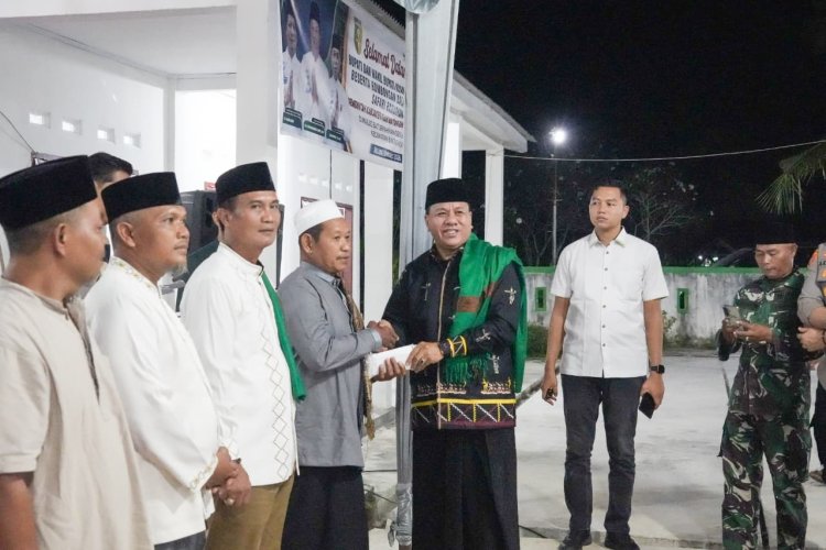 Jemput Aspirasi Lewat Safari Ramadan di Desa Sukamaju, Bupati Janji Perbaiki Sekolah Hingga Singgung Pajak