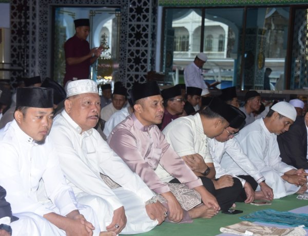 Salat Idul Adha, Wabup Bengkalis Ajak Umat Teladani Nilai-nilai Kurban Nabi Ibrahim AS