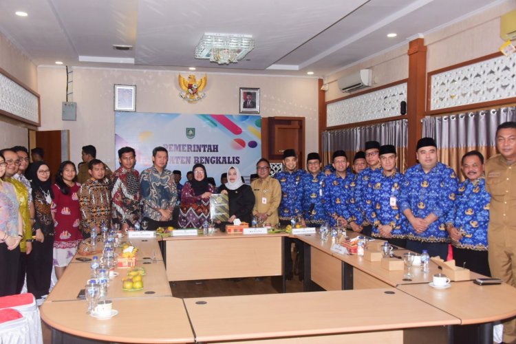 Kasmarni Exit Meeting LKPD 2025, Janji Tindaklanjuti Temuan BPK